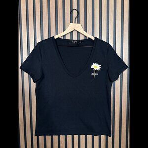 Desigual T Shirt Medium Womens Black Scoop Neck Short Sleeve Love Life Daisey